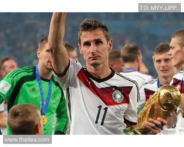 足球世界杯百大球星盘点：从传奇巨星到新晋王者的璀璨之路